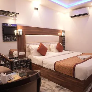 https://hotel-raj-palace.top-gurgaonhotels.com